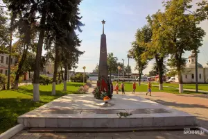 Обелиск на века, фотография 2
