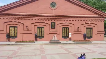 Памятник труженикам «Водоканала», погибшим в годы блокады