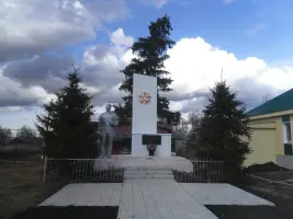 Памятник павшим воинам