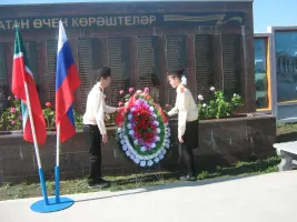 Стела-мемориал погибшим односельчанам в ВОВ, обелиск комиссару Гражданской Войны и ветерану-полковнику ВОВ, односельчанину Хабибуллину, фотография 3