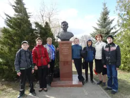 Бюст Алексею Петровичу Маресьеву