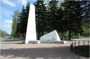 МЕМОРИАЛ В ПАМЯТЬ ОБОРОНЫ ГОРОДА В 1941-1944 ГГ