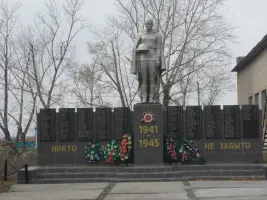 Памятник погибшим односельчанам, фотография 2