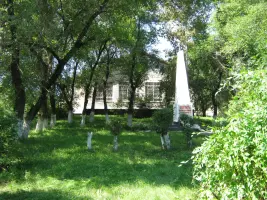 Памятник погибшим односельчанам-фронтовикам
