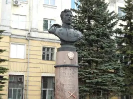 Бронзовый бюст дважды Героя СССР Шилина Афанасия Петровича