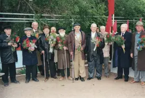Памятник погибшим в Великой Отечественной войне и жертвам репрессий в с. Претория Переволоцкого района Оренбургской области, фотография 2