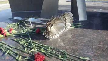 Мемориал «Участникам Великой Отечественной Войны, труженикам тыла, ветеранам боевых действий Посвящается…», фотография 4