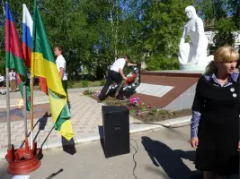 Мемориальный комплекс в станице Воронцовской. Братская могила советских воинов, фотография 2