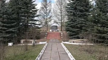 Братская могила в пос.Белорусский Пыталовского района