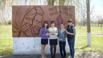 Обелиск воинам-односельчанам, фотография 2