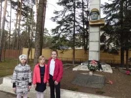 Чоботовский обелиск погибшим в ВОВ, Москва, р-н Ново-Переделкино, фотография 2