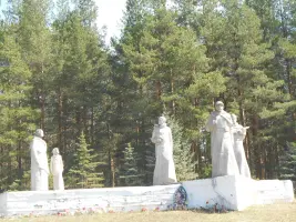 Монумент павшим воинам в Максатихе, фотография 3