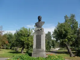 Бюст Дважды Героя Советского Союза Плотникова Павла Артемьевича