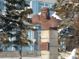 Бюст Героя Советского Союза Владимира Ефимовича Смирнова