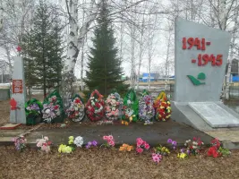 Памятник погибшим в годы Великой Отечественной войны в селе Реполово