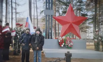 Памятник воинам-землякам, участникам ВОВ, фотография 2