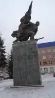 Стела, посвященная врачам Ижевского медицинского института, погибшим в годы Великой Отечественной войны, фотография 3
