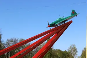 Памятник, посвящённый героям авиации Балтики