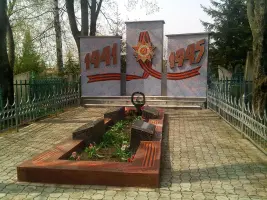 Братская могила, фотография 2