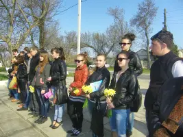 Братская могила, 1 300 советских воинов, в том числе Герой Советского Союза Д. А. Челядинов, фотография 3