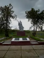 Братская могила солдатам Великой Отечественной войны — село Нижнекрыкское, фотография 2