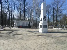 «Память увековеченная в бронзе и металле»
