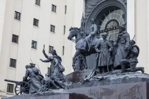 Памятник героям Первой мировой и Великой Отечественной войн
