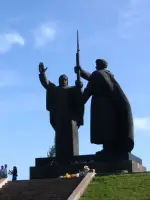 Монумент-мемориал боевой и трудовой славы томичей в Лагерном саду, город Томск