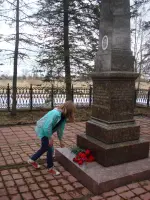 
        Памятник на месте гибели Зои Космодемьянской., Россия, Московская область,Наро-Фоминский район, село Петрищево.