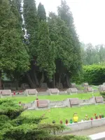Cmentarz Mauzoleum Żołnierzy Radzieckich - Мемориальный центр в Варшаве - кладбище-мавзолей советских воинов, СКМ-Варшава-Жвирки-и-Вигуры