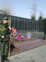 Мемориальный комплекс Родина-мать, Россия, Республика Татарстан, Набережные Челны, поселок ГЭС, улица Батенчука