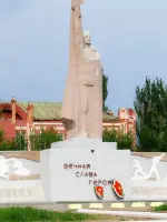 Монумент воинам погибшим в годы Великой Отечественной войны, Армейская улица