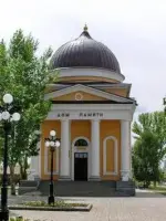 Дом Памяти и Вечный огонь, улица Ваана Теряна