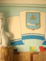 Бюст Сергею Тюленину, улица Ахшарумова