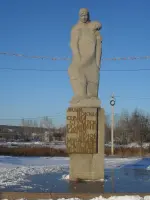 Памятник "Скорбящая Мать", Советская улица