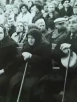 Обелиск погибшим ученикам и учителям в ВОВ, Россия, Курганская область, Шадринск, Октябрьская улица, 70