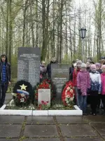 Памятник Защитникам Ленинградского неба, Россия, Ленинградская область, Ломоносовский район, поселок Жилгородок