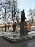 Памятник Владимиру Куриленко, улица Глинки