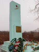 Безымянное воинское захоронение бойцов 107-го УР, погибших в 1945г., улица Гвардейская