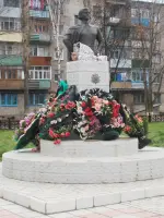 Памятник Анне Гайтеровой, Пушкарская улица
