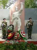 «Памятник Солдату», Кронштадтская улица