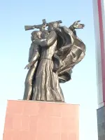 Мемориальный комплекс "Слава героям фронта и тыла", улица Свердлова