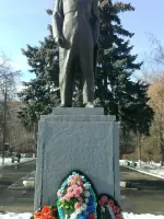 Памятник летчику Авдееву А. Ф. - Герою Советского Союза, Ставропольская улица