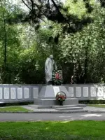 Памятник студентам и сотрудникам Томского государственного университета, погибшим во время Великой Отечественной войны., Россия, Томск, проспект Ленина