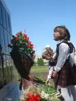 Памятник воинам-землякам с/с "Красноармейский" Эртильского района Воронежской области, погибшим во время Великой Отечественной войны, Центральная улица