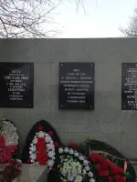 Памятник студентам-ополченцам, Россия, Ленинградская область, Гатчинский район, деревня Скворицы