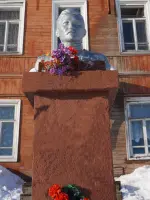 Бюст А.Г. Хатанзейского, Ижма