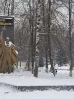 Памятник воину победителю, улица Малиновского