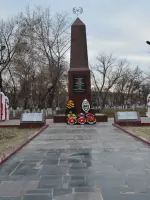 Братская могила советских воинов, погибших в Сталинградской битве, улица 9-го Мая