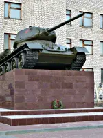 Танк Т-34-85., Октябрьская улица